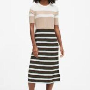 NWT Banana Republic Short Sleeve Color-Blocked Midi Dress Sz M
